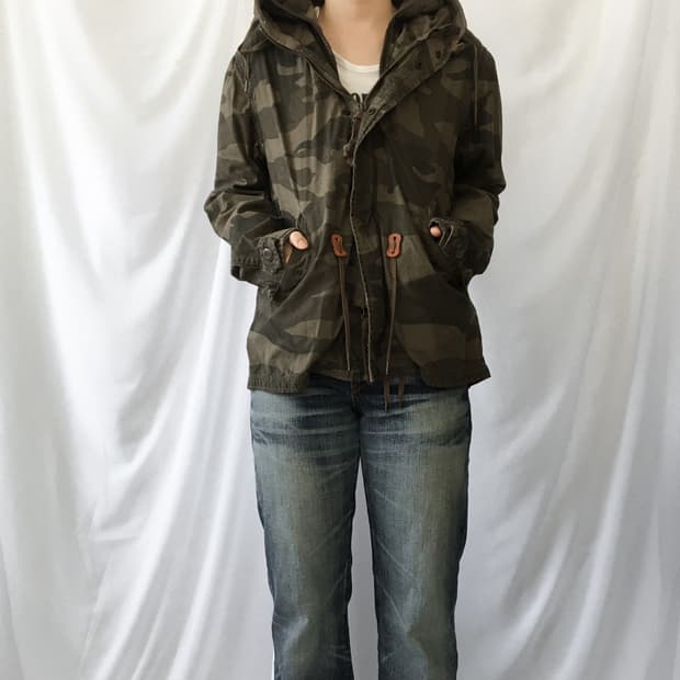 Camo pattern military hood jacket