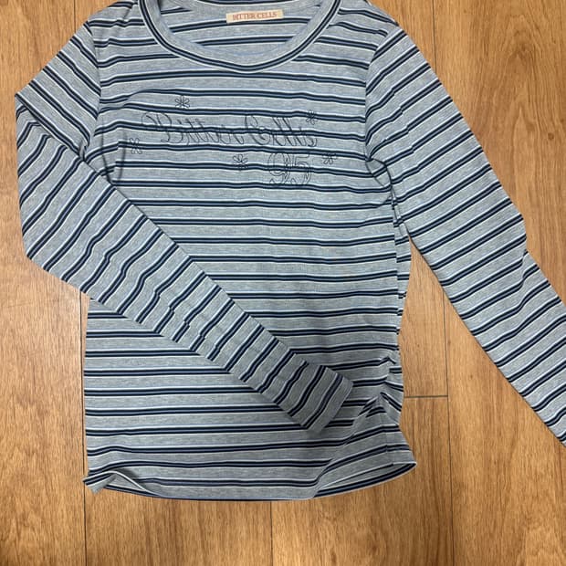 비터셀즈 스트라이프 티셔츠