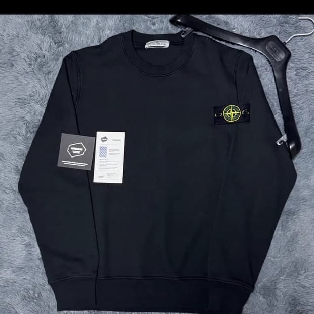 스톤아일랜드 맨투맨 L