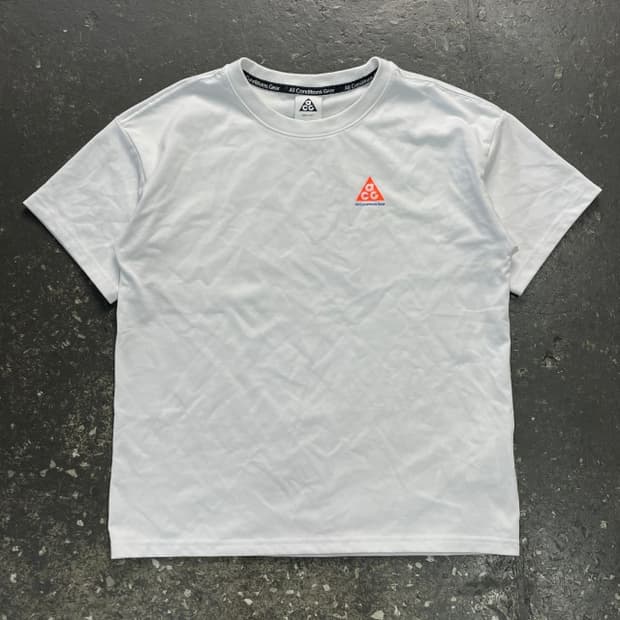 90 나이키 ACG 루즈핏 반팔티 