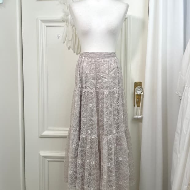 MAISON DE FLEUR lavender gray lace long 