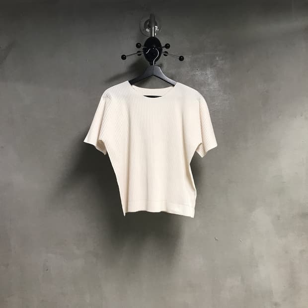 미 이세이 미야케 플리츠 반팔 티셔츠 F(W)