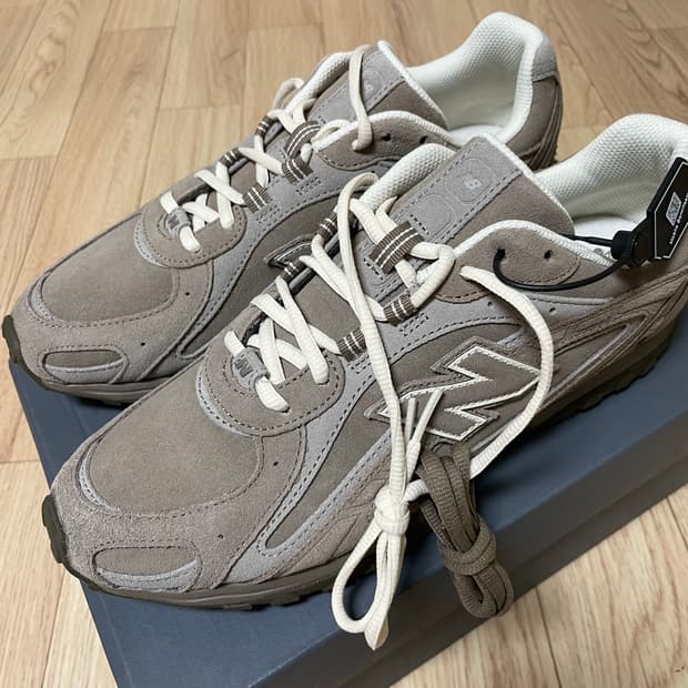 뉴발란스 204 새상품