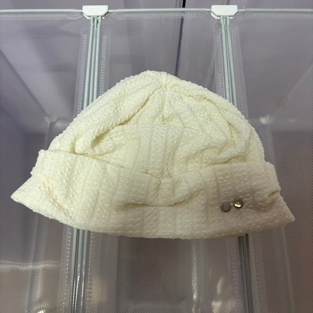 밀로 우먼 포인텔 심볼 비니 [에크루]