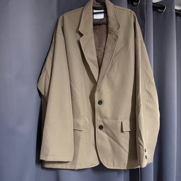 Freaks store over blazers 