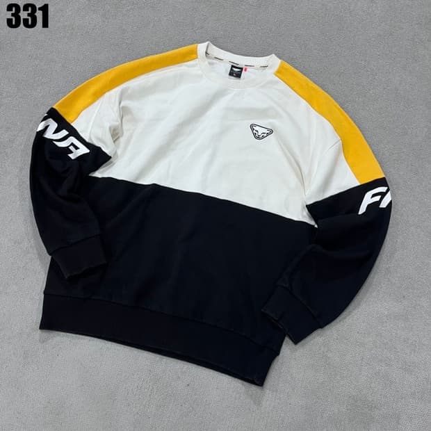 다이나핏 컬러 블록 맨투맨 