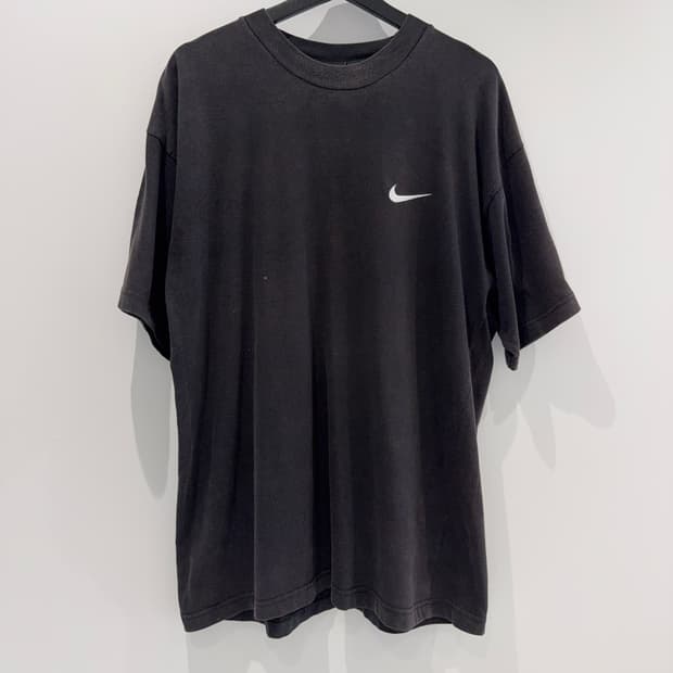 90~00s 나이키 스우시 반팔 티셔츠
