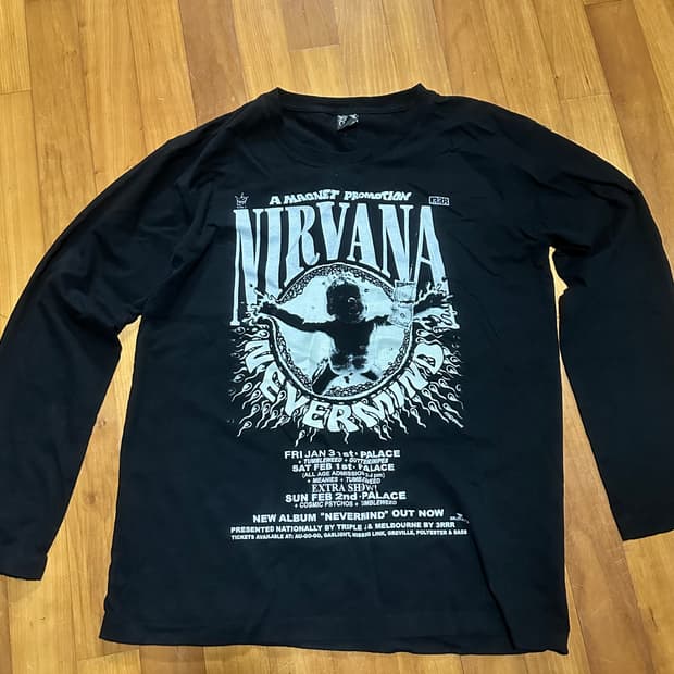 너바나 nevermind 크루넥 롱슬리브