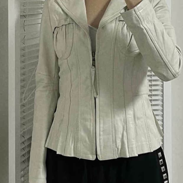 핀턱 코르셋 레더 자켓 shop502 파우닝 