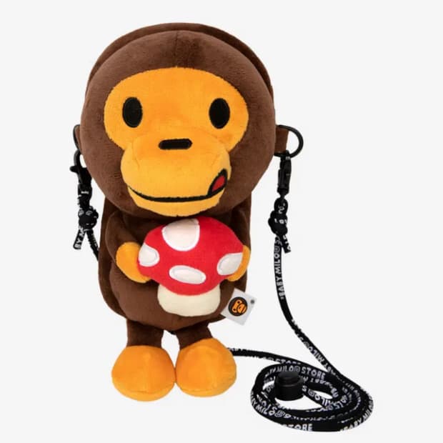 베이프 베이비 마일로 플러시 모바일 백 브라운