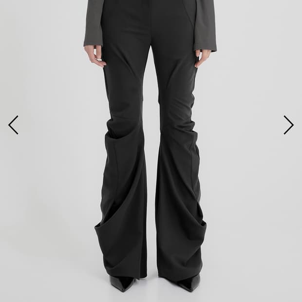 플레어업 Asymmetrical Drape Pants