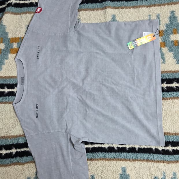 카브엠트 롱슬리브 새상품 L사이즈