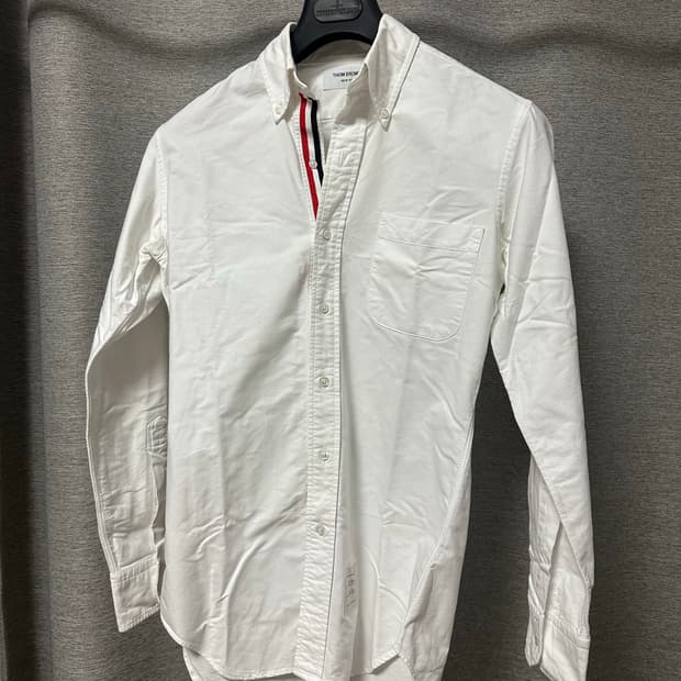 톰브라운 히든삼선 셔츠 화이트 (1)