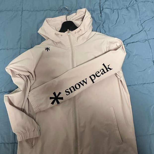 스노우픽 바람막이