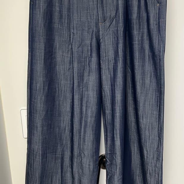 DNSR/디앤에스알 벨티드 드레이프 슬랙스 인디고