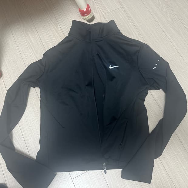 나이키 여성 드라이 핏 러닝 풀집 져지 L