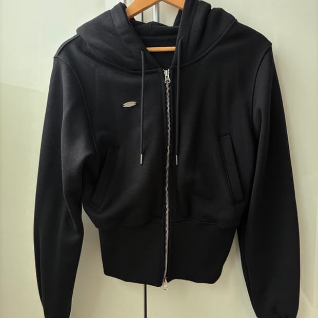 킴서울 후드집업