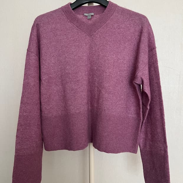 COS 알파카 믹스 브이넥 스웨터 (M)