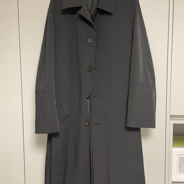 우영미 트렌치 코트