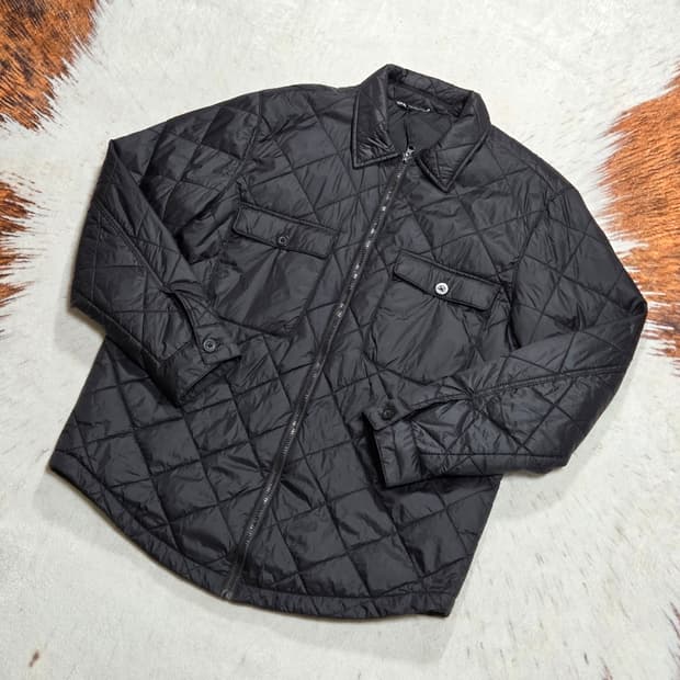 자라 패디드 누빔 블랙 셔츠