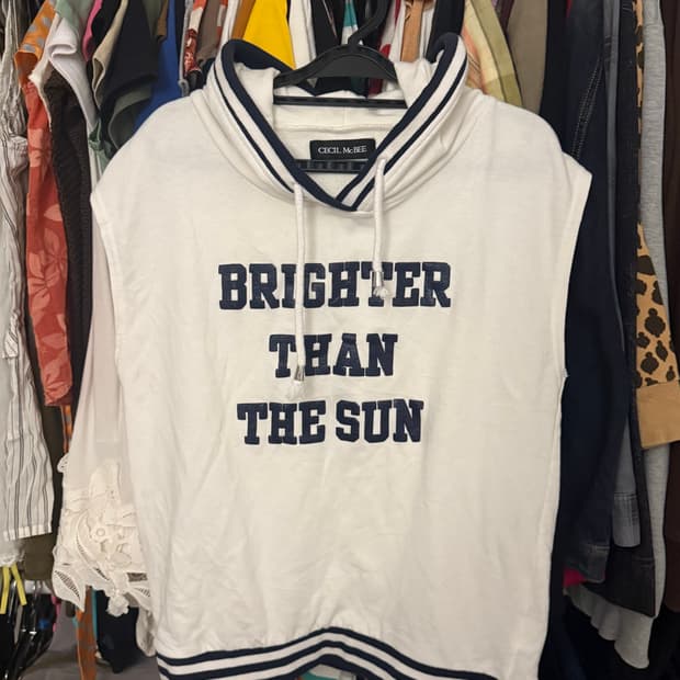 세실맥비 후드 반팔 티셔츠