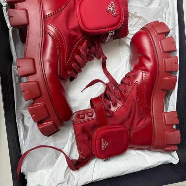 프라다 워커 부츠