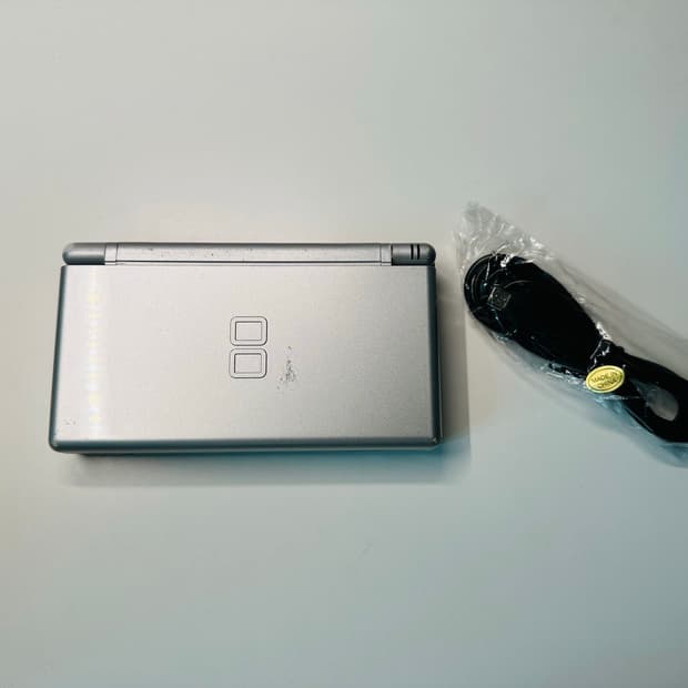 닌텐도 DS Lite DSL 그로스 실버 일판 판매 (GBA, 3DS)
