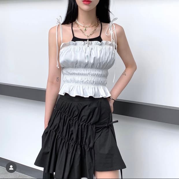 스푸닝 글로니 glowny outta love top(beige)베이지