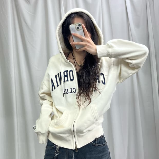 Who.A.U cream white 2way hood zip-up