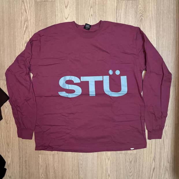 스투시 STU 레터링 롱슬리브 버치 퍼플