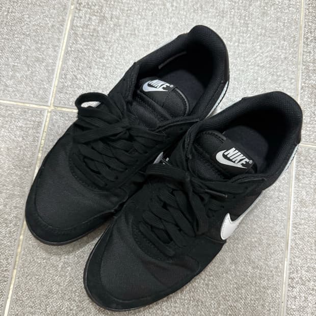 나이키 필드 제너럴 82 블랙/화이트 