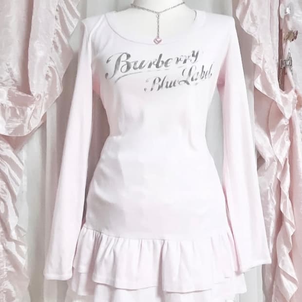 버버리 핑크 프릴 롱슬리브