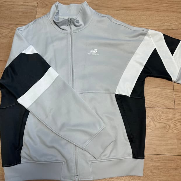 뉴발란스 트랙 집업 져지 트레이닝