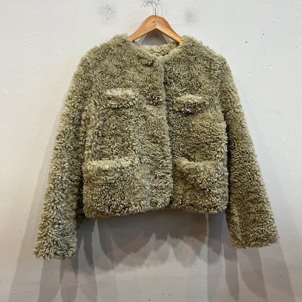 써스데이아일랜드 퍼 자켓