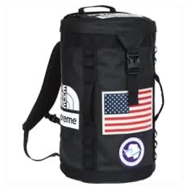 슈프림 X 노스페이스 트랜스 안타르티카 익스페디션 빅 하울 백팩