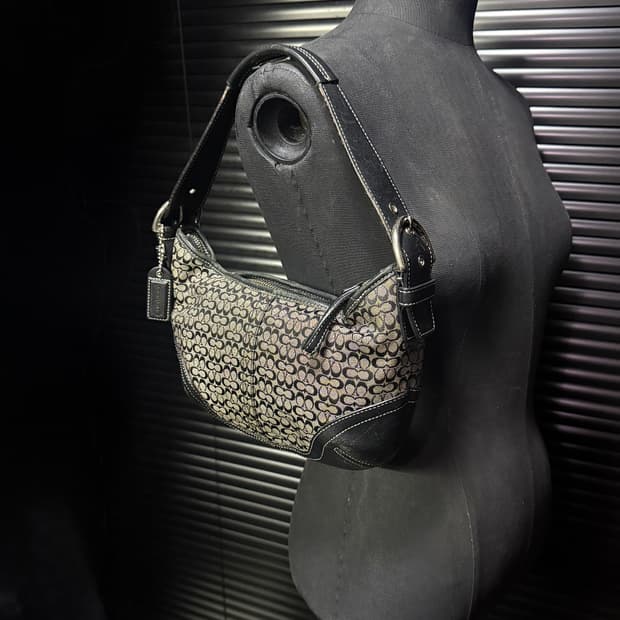 코치 버클 시그니처 로고 미니백 숄더백 토드백 가죽 명품 블랙 핸드백