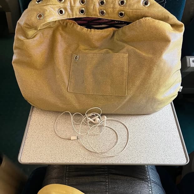 Depc 아일렛백 버터