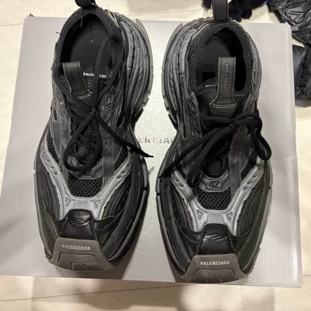 (상태최상)발렌시아가 플랫폼 커머셜 42사이즈