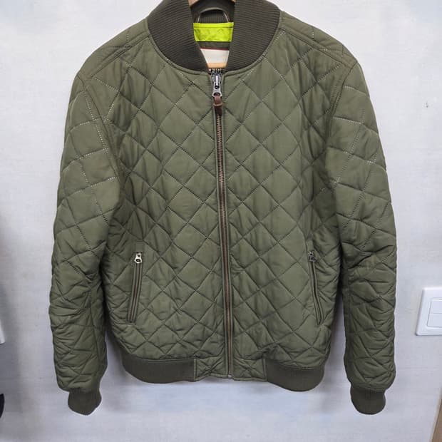 타미힐피거 다이아몬드 퀄팅 봄버자켓 L