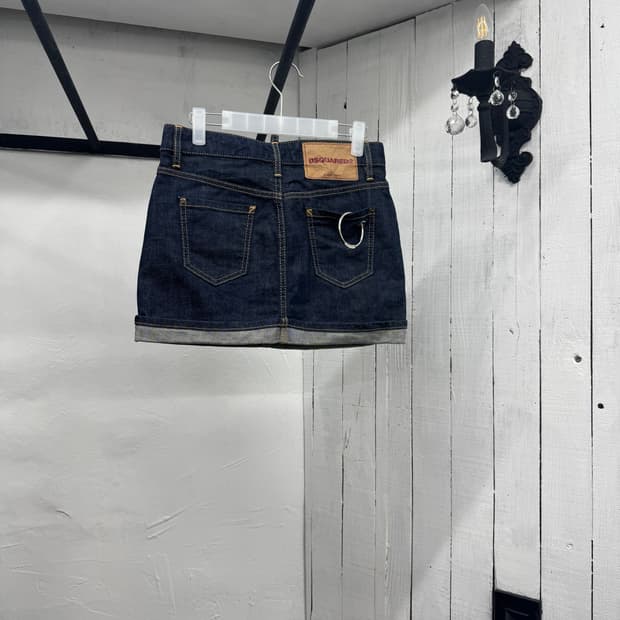  dsquared2