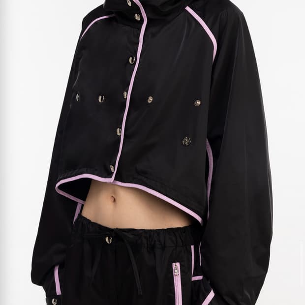 (새상품)김미더영 바람막이 크롭 점퍼