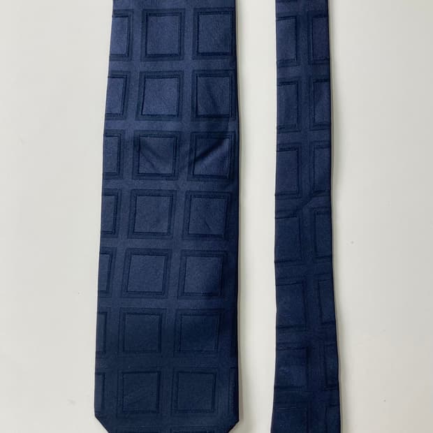 잔프랑코페레 넥타이