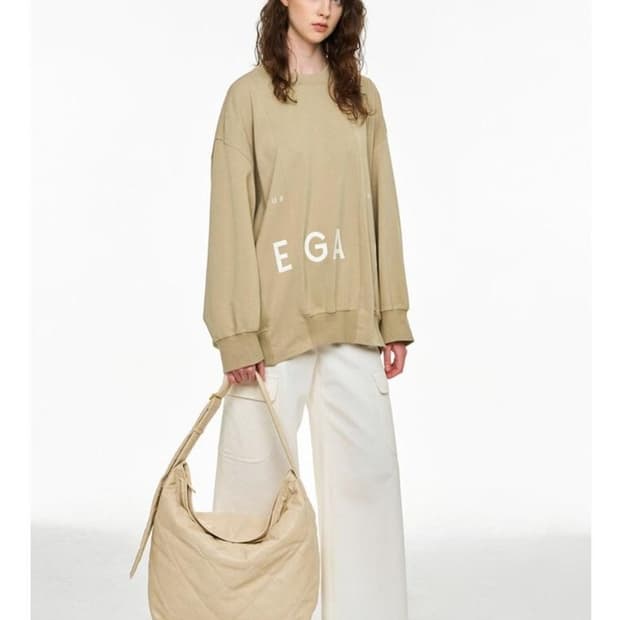 한섬 시스템 2023 퀄팅 레더 무드 숄더백