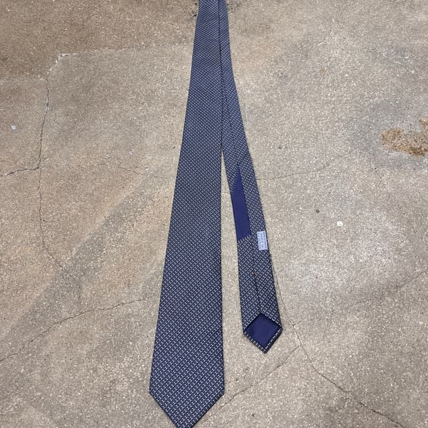 에르메스 실크 넥타이