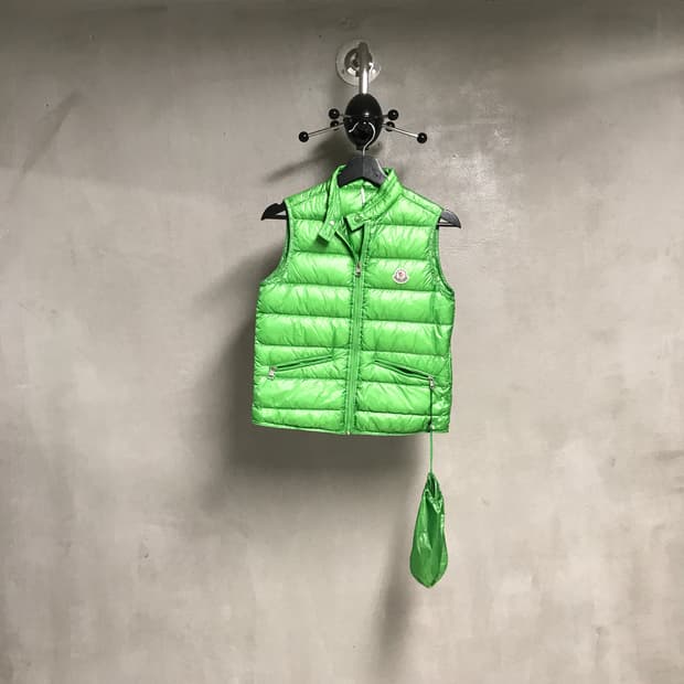 몽클레어 패딩 조끼 그린 12(W)