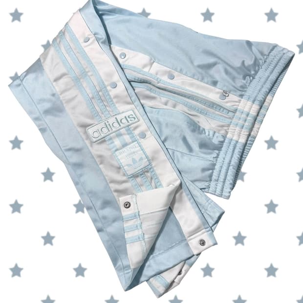 아디다스 소라색 사이드라인 버튼 팬츠