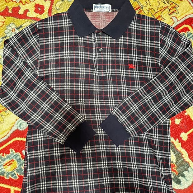 버버리 블랙 타탄 체크 긴팔 카라티