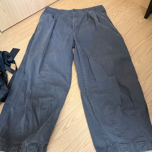 무신사 스탠다드 코튼 와이드 벌룬팬츠