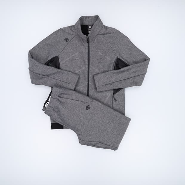 95 데상트 기모 트레이닝세트 셋업 0123H1