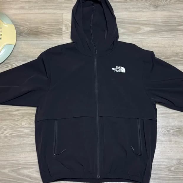 노스페이스 바람막이 L